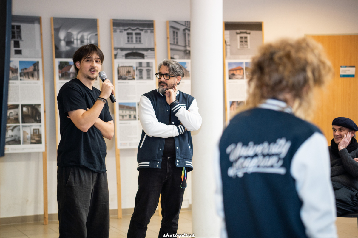 Nyiltnapkepek_2026_06