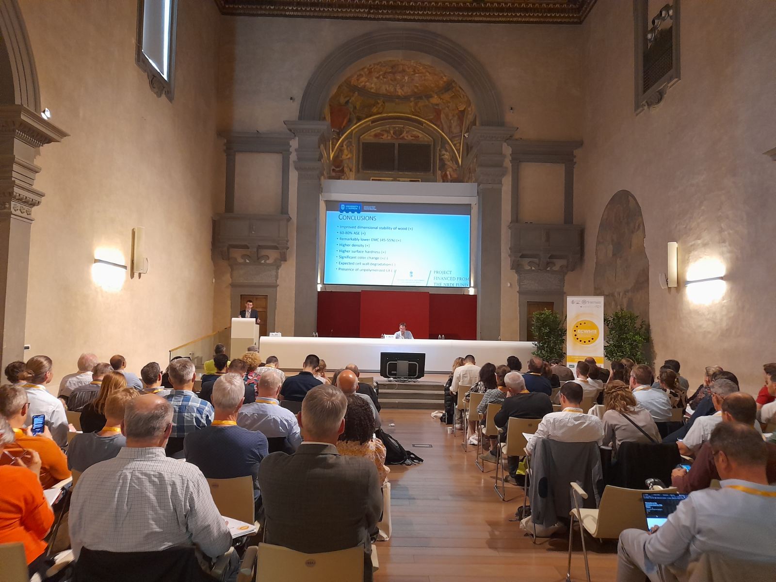 Nemzetközi konferencián tartottak előadást oktatóink Firenzében