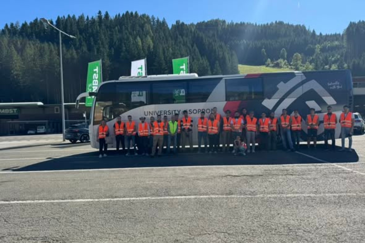 Komplex tanulmányúton jártak a végzős faipari mérnök hallgatók